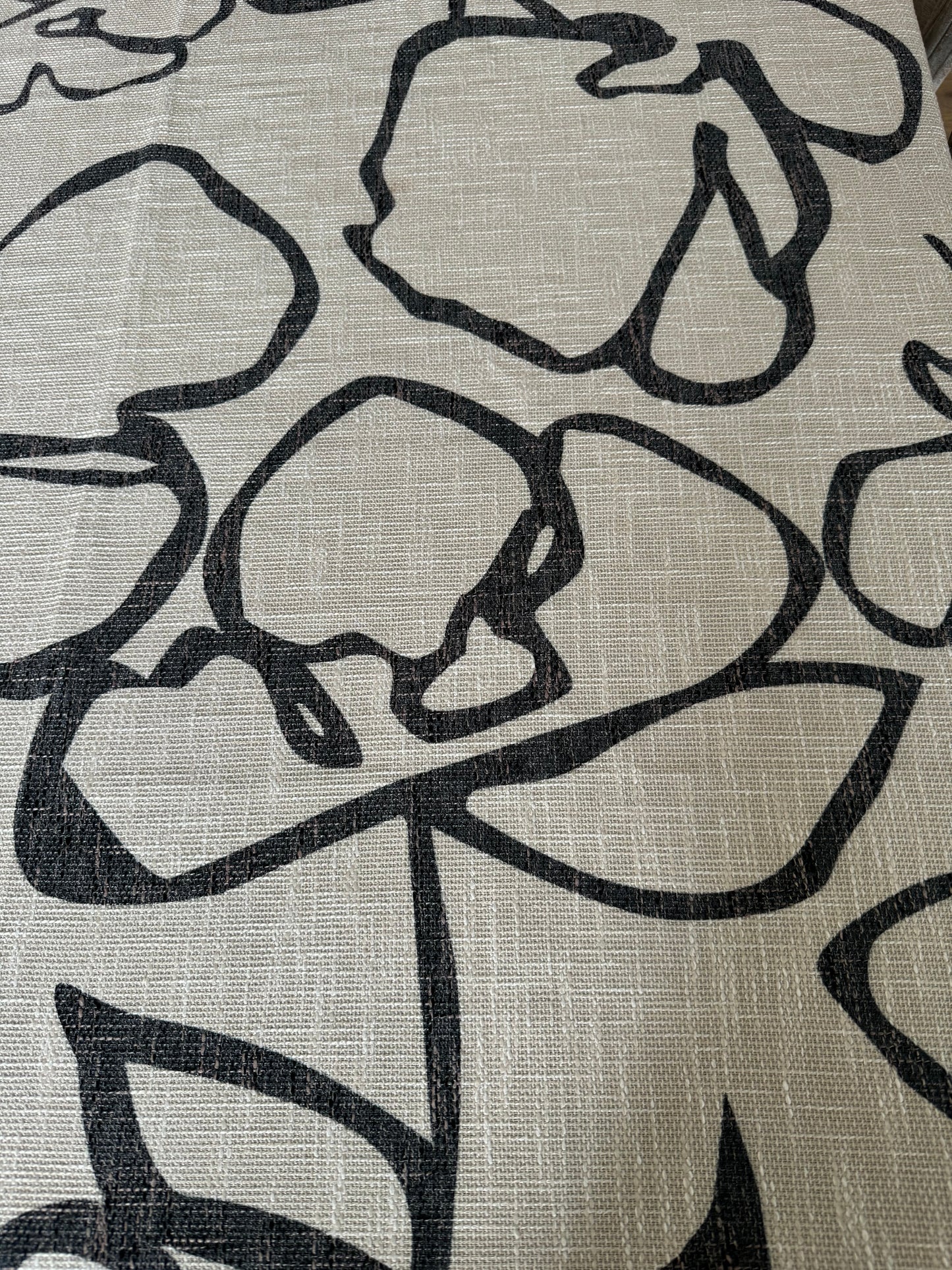 Black Flowers on Tan