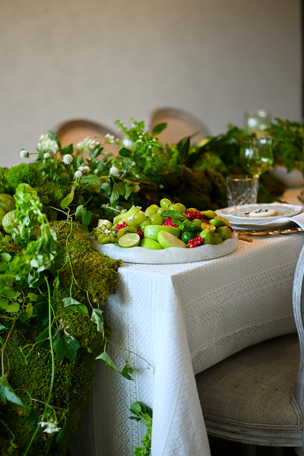 Scalloped Flat Tray
