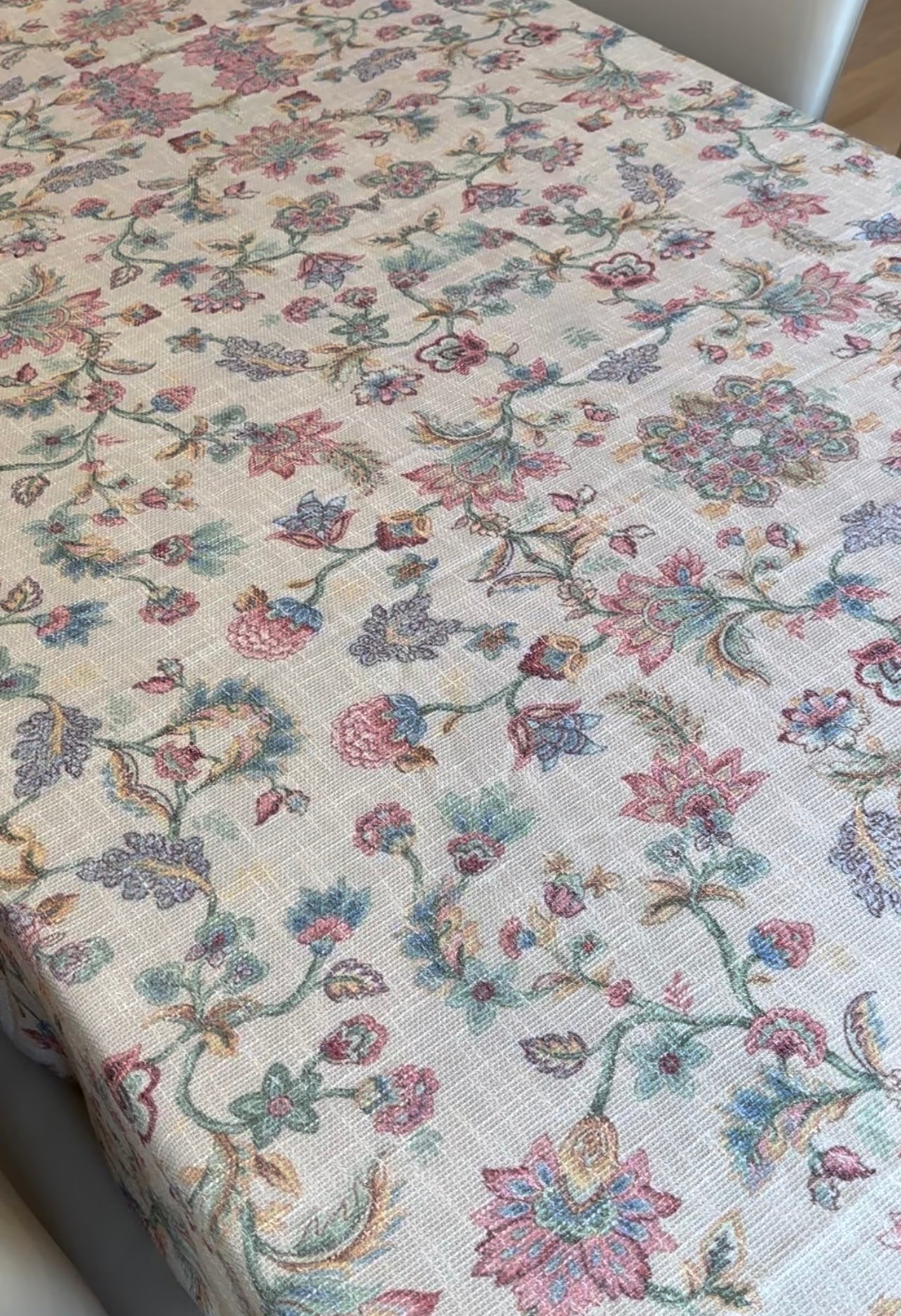 Pretty Paisley Design with @eishesstyle
