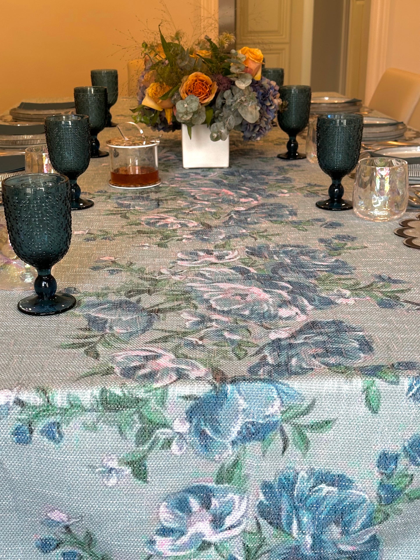 Green x Green floral design (down center)