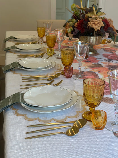 Fall floral (down center)