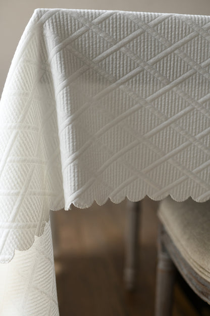 Diamond Textured Soft Cloth with Scallop