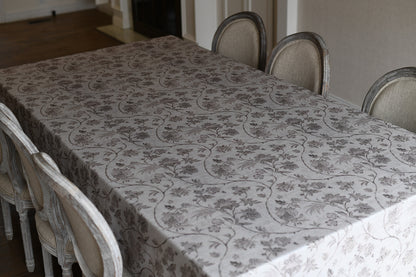 Neutral Earthy Paisley Design
