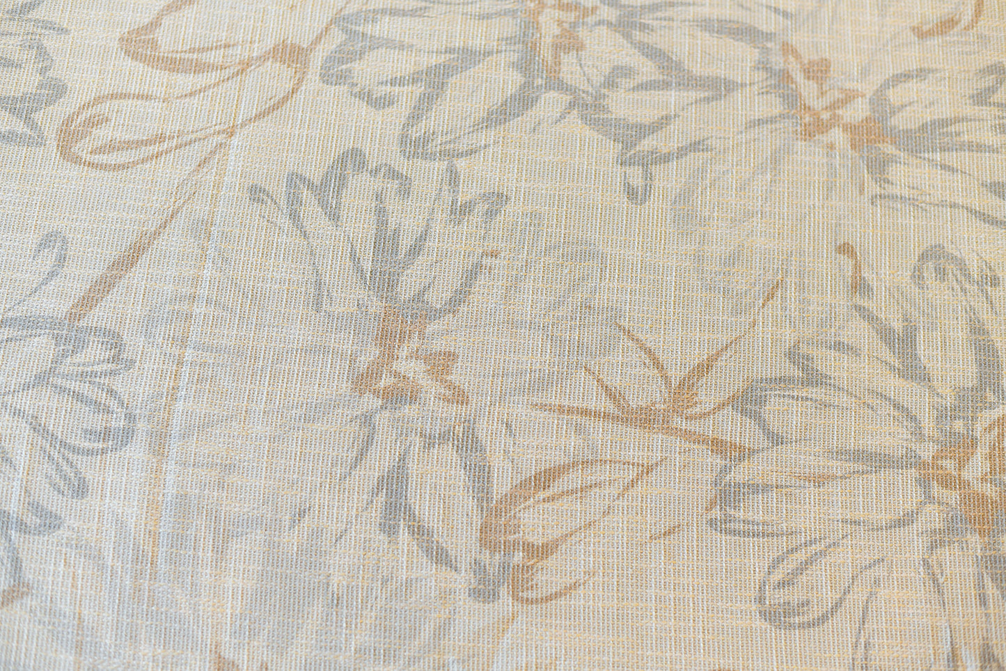 Neutral Flower Design