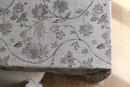 Neutral Earthy Paisley Design