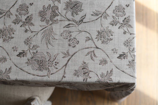 Neutral Earthy Paisley Design