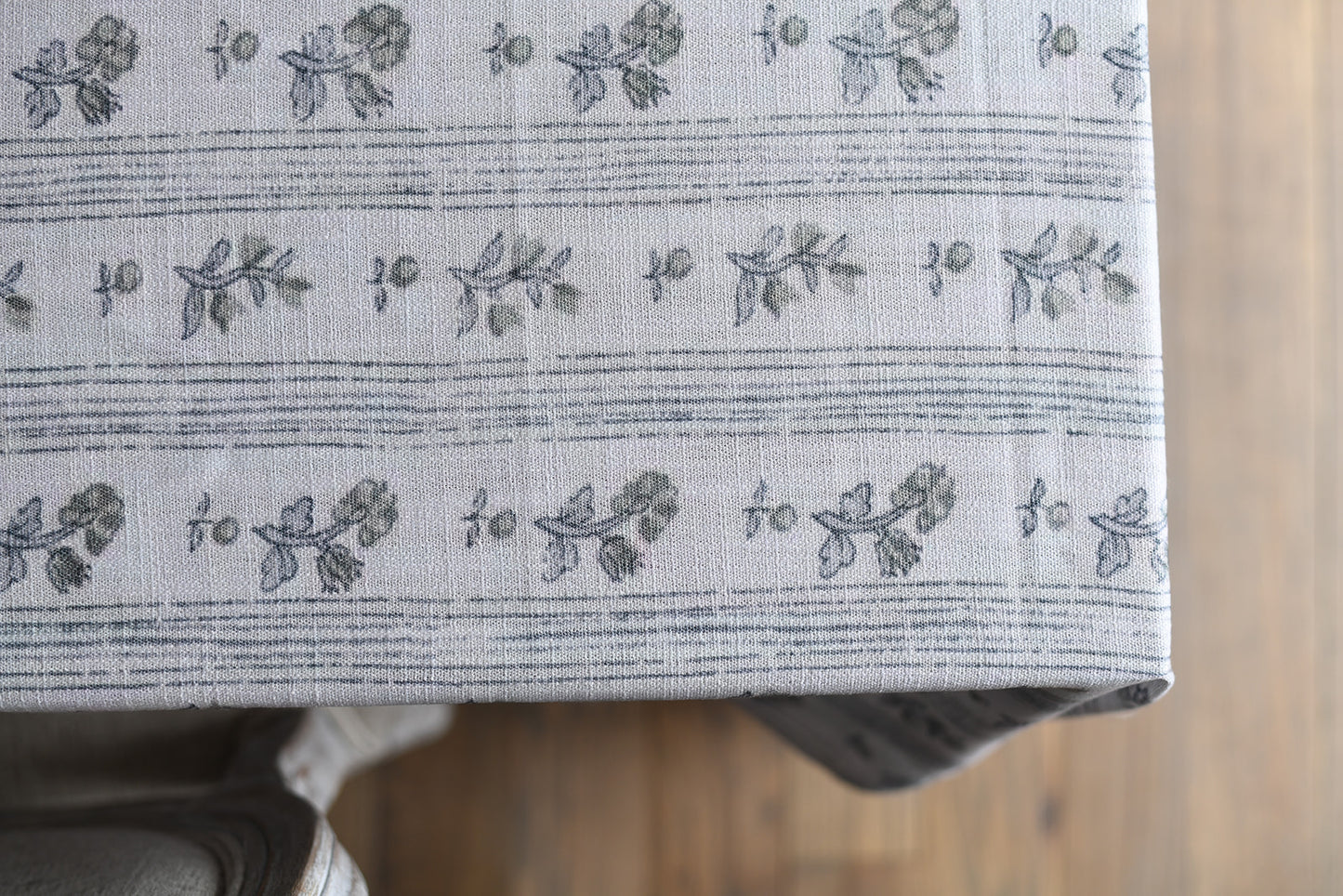 Neutral floral motif stripes design