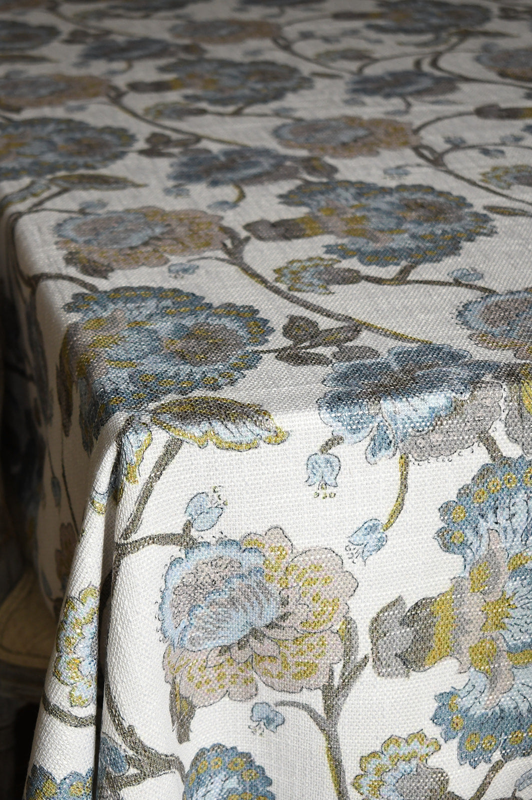 Bluey Paisley Print