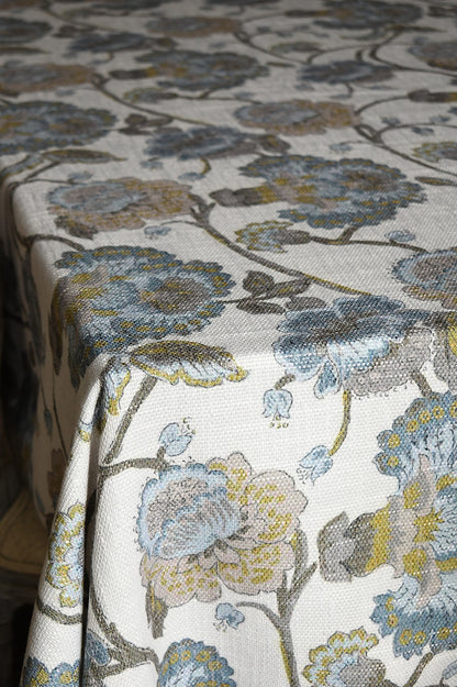 Bluey Paisley Print