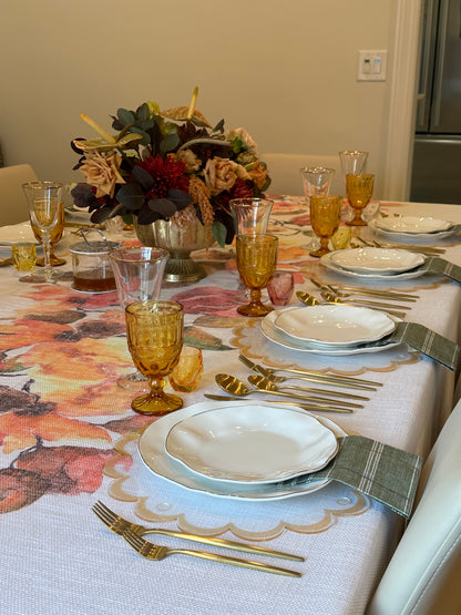 Fall floral (down center)