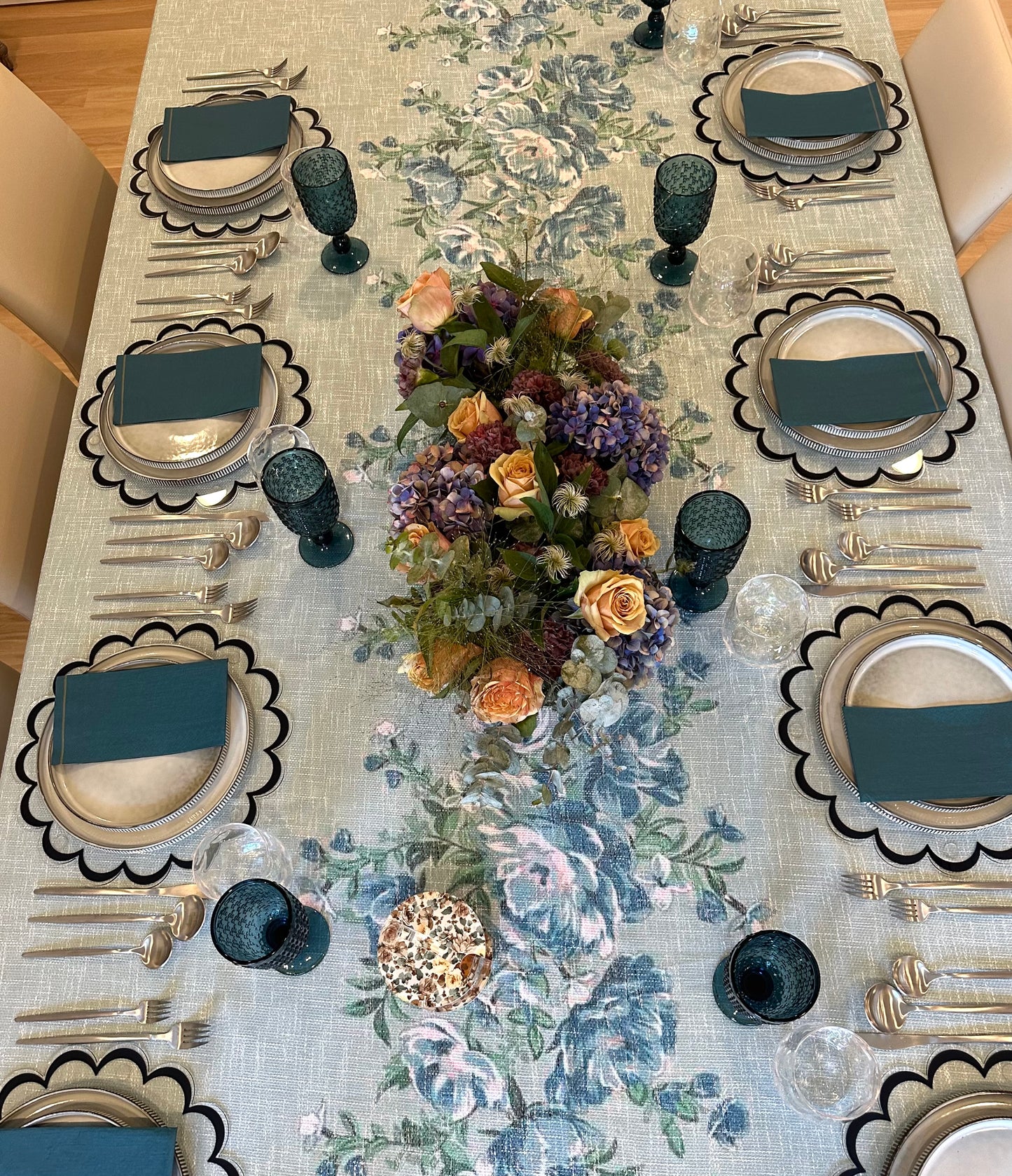 Green x Green floral design (down center)