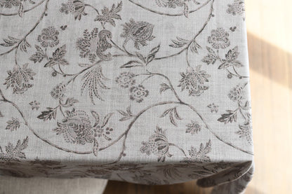 Neutral Earthy Paisley Design