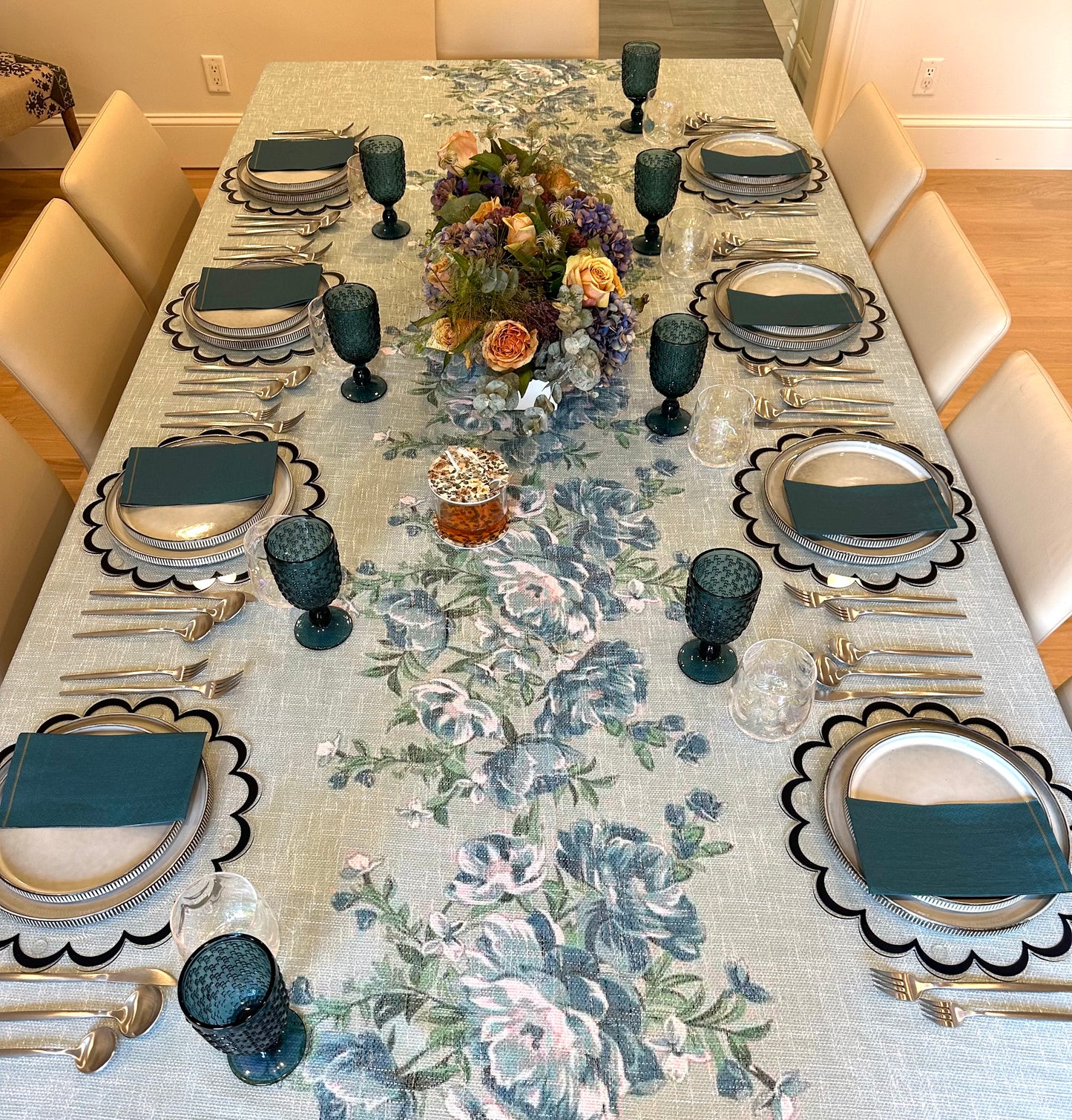 Green x Green floral design (down center)