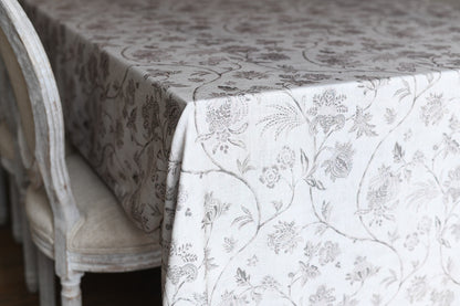 Neutral Earthy Paisley Design
