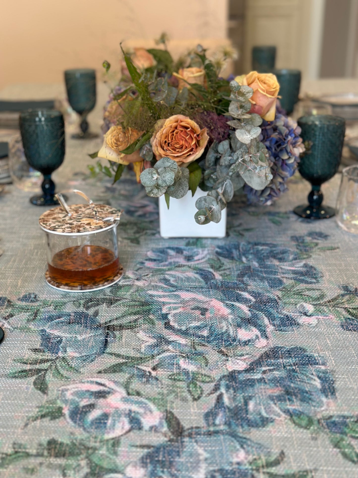 Green x Green floral design (down center)