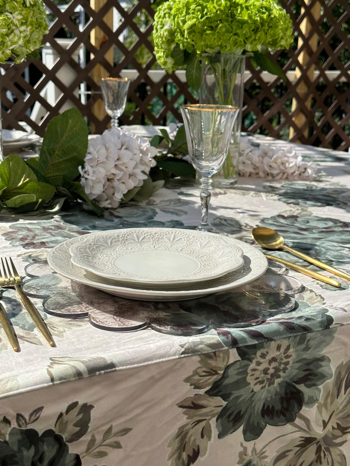Green Floral, Velvet