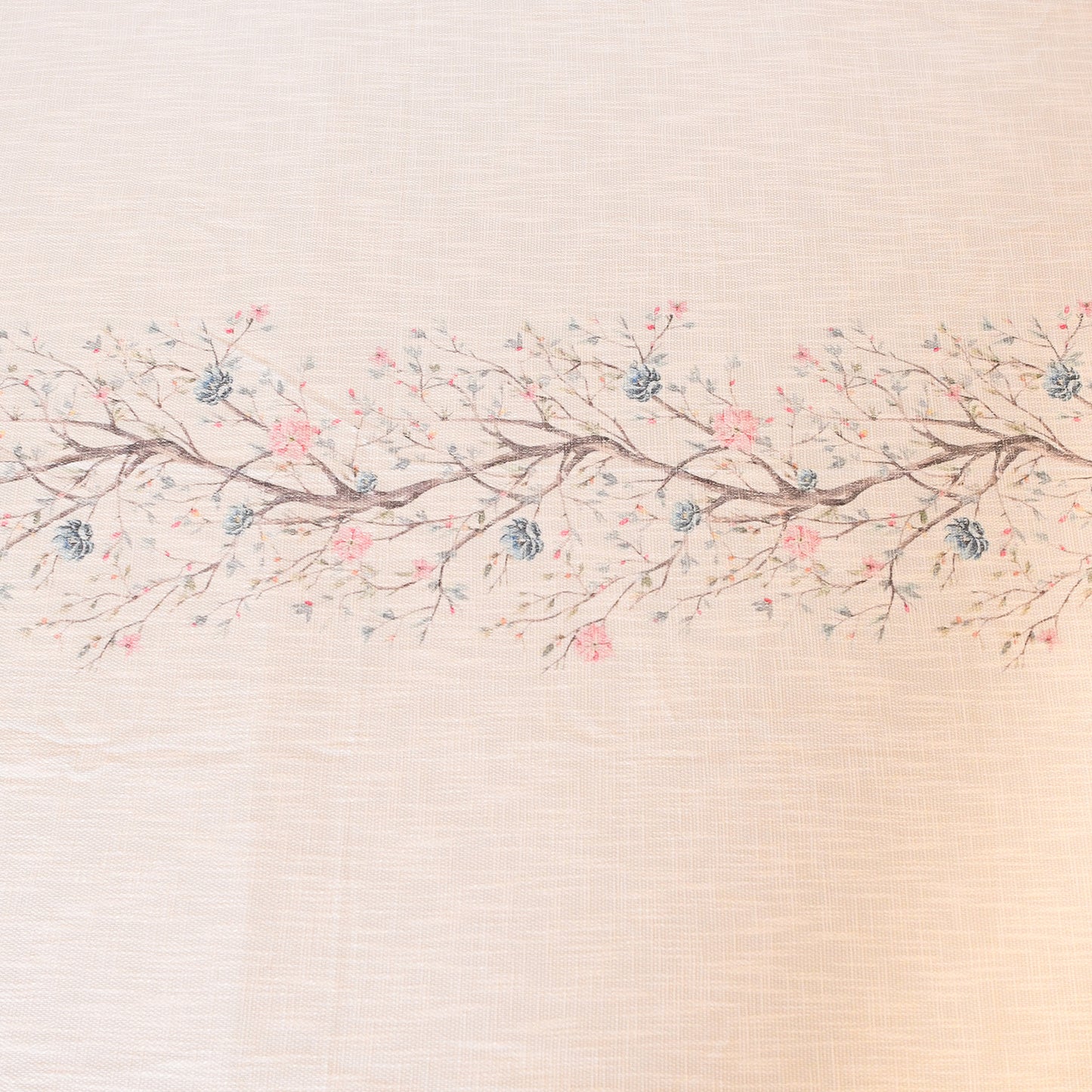 Shinwah (chinoiserie) Center Design Burlap