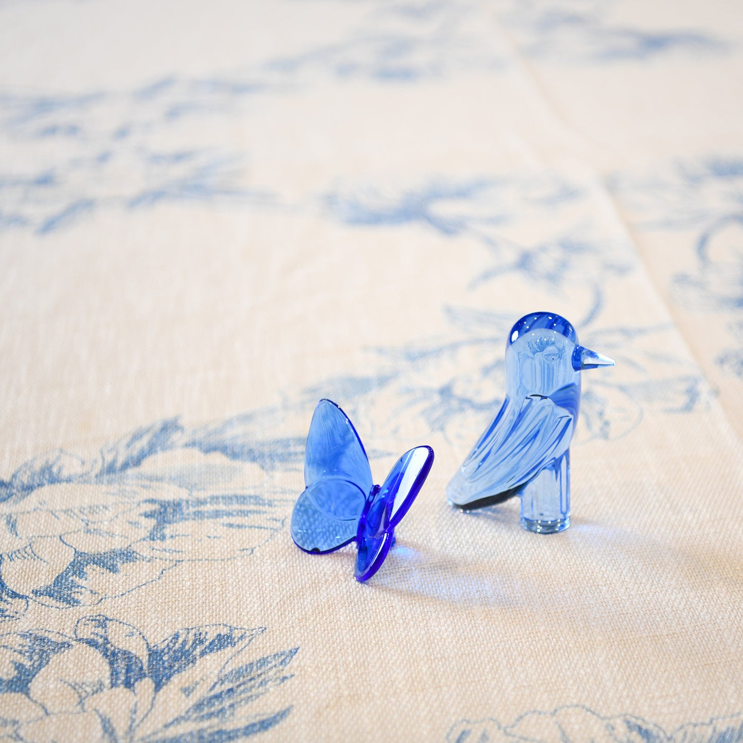 Blue Flower Diamonds Burlap