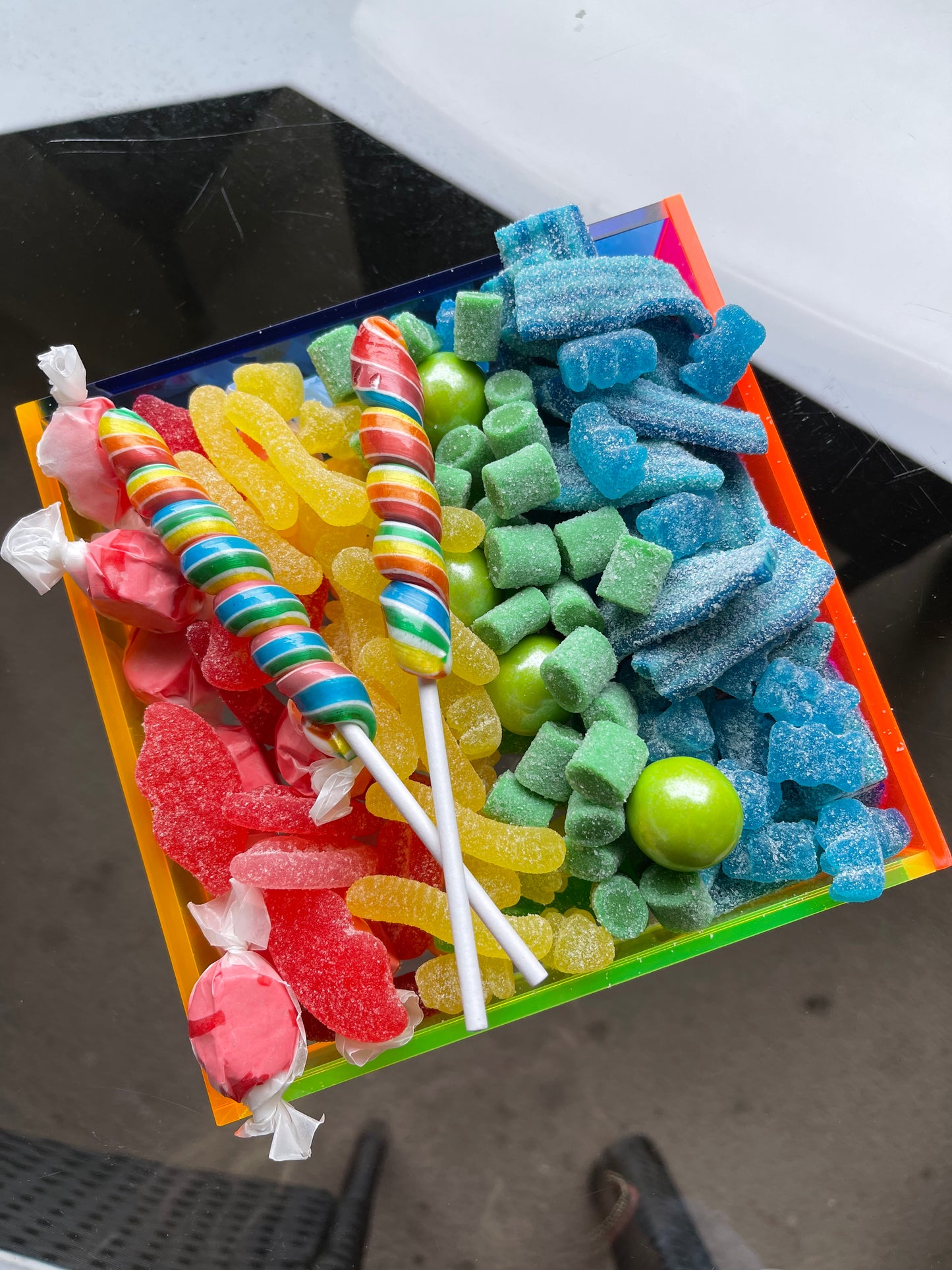 Luxury Neon 4 colour Tray Lucite WITH candy