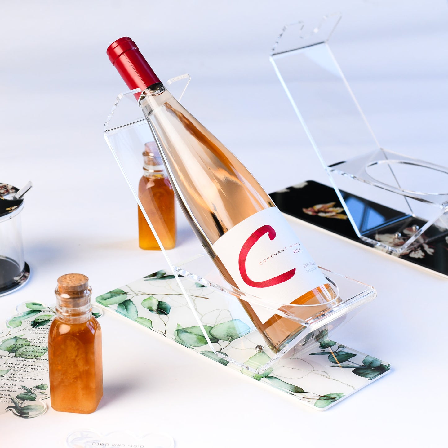 Green Leafy Wine Holder