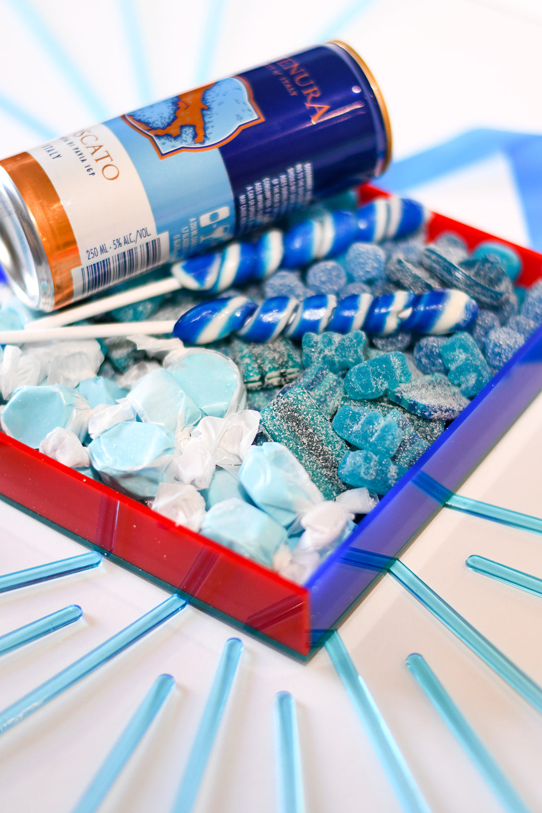 Blue MM candy tray + Can